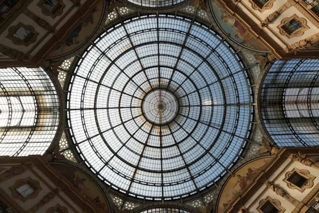 1635Architectuire | Photography and video news, reviews and tips | Henry's Camera Why Sony G Master Lenses? The Real Benefits of Investing in Sony’s Best Glass