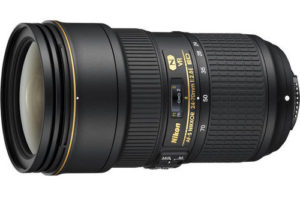 Nikon 24-70 mm f/2.8 Lens