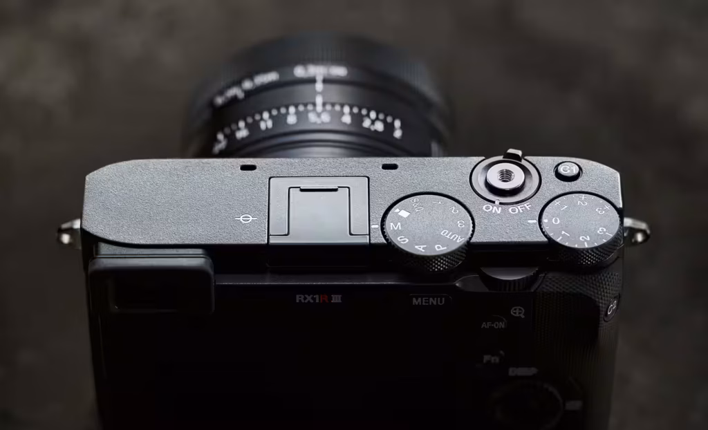 Sony RX1R III Body Controls