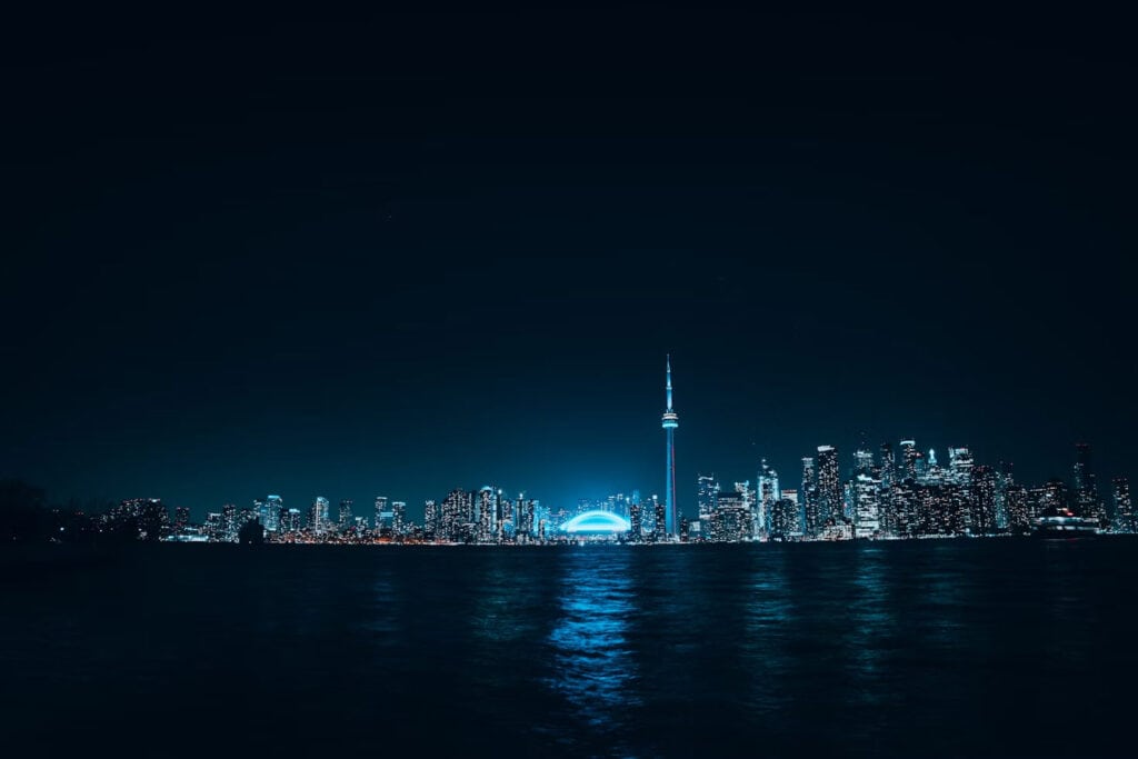 Toronto-Night | Photography and video news, reviews and tips | Henry's Camera Toronto light pollution astrophotography events in August