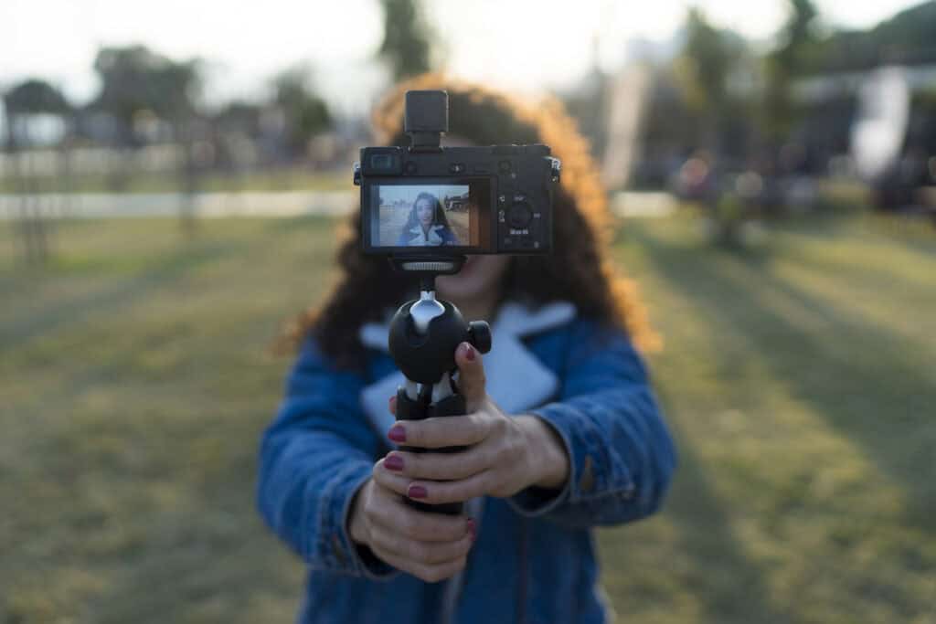 Elevate Your Photography Skills This Fall with Free Henry’s Workshops