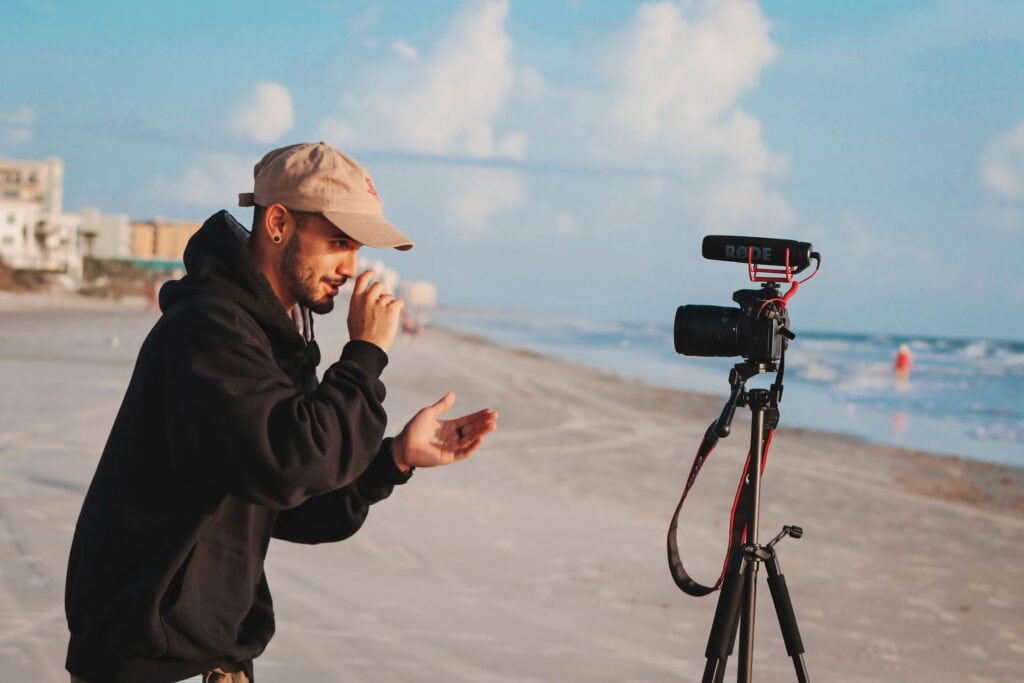 Master Vlogging 101: Essential Gear, Expert Tips, and Inspiring Success Stories