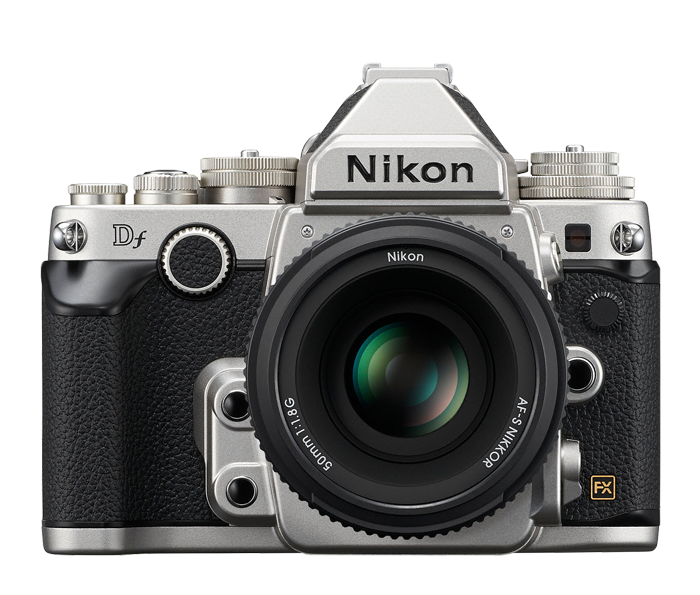 Nikon DF Silver Front