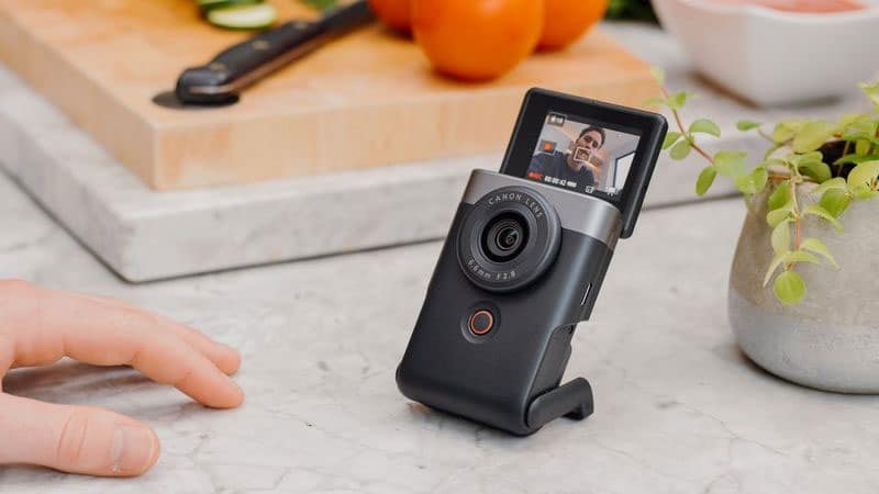 2024 Holiday Gift Guide: Top Point & Shoot Cameras